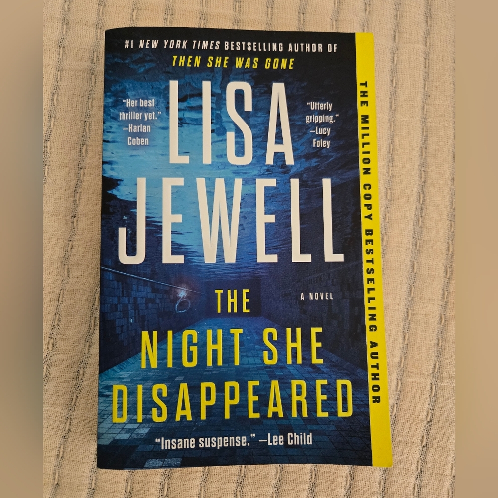 The Night She Disappeared Book by Lisa Jewell